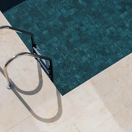 Oasis 6 Villa Klorakas