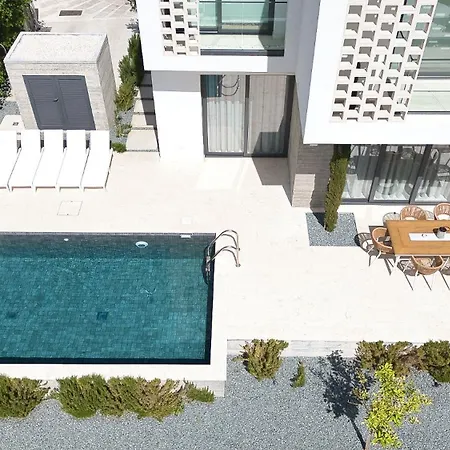 Oasis 6 Villa *